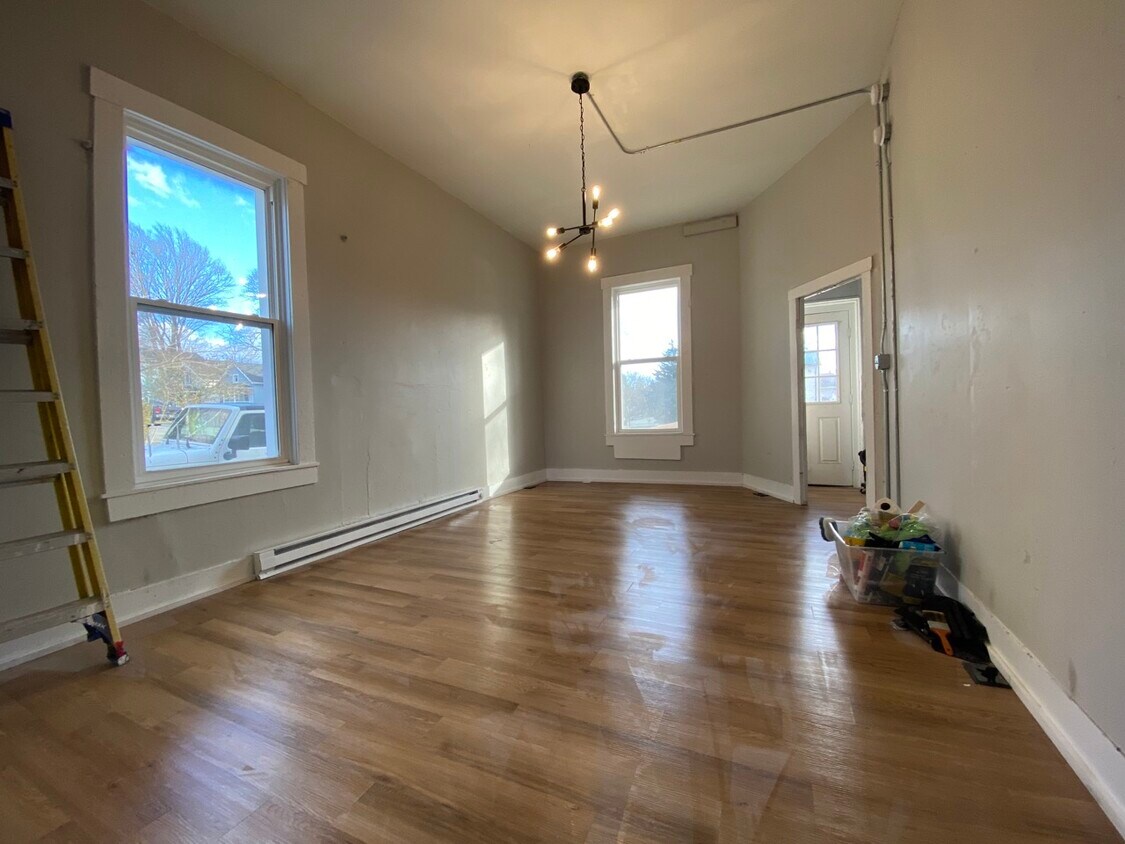 328 W Church St, Urbana, OH 43078 Townhome Rentals in Urbana OH