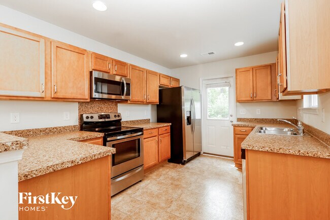 Building Photo - 174 Keaton Brook Dr