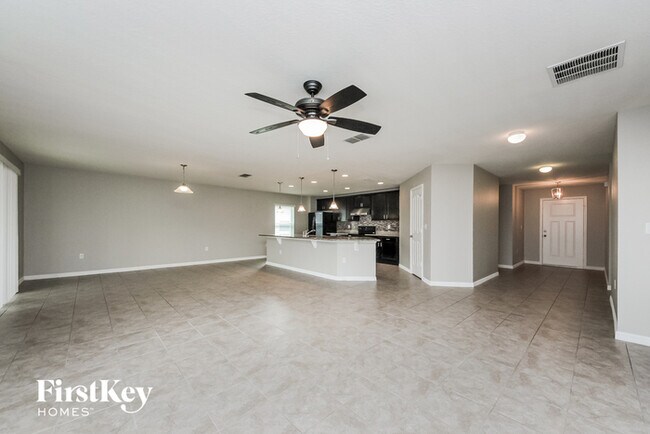 Foto del edificio - 1520 Angler Avenue