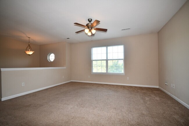 Building Photo - 338 Burnt Mill Ln