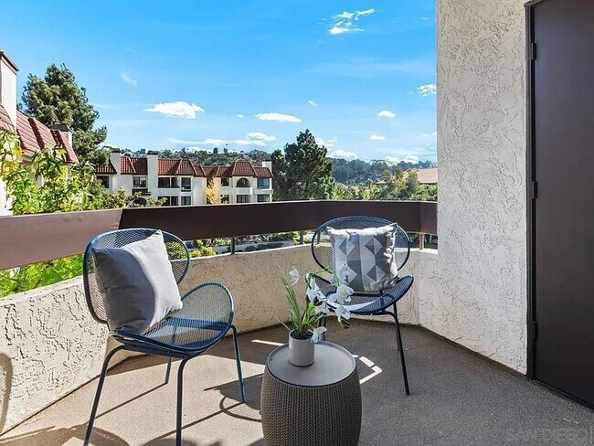Foto del edificio - 5805 Friars Rd