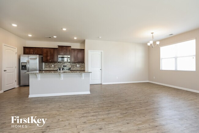 Building Photo - 204 Autumn Terrace Ln