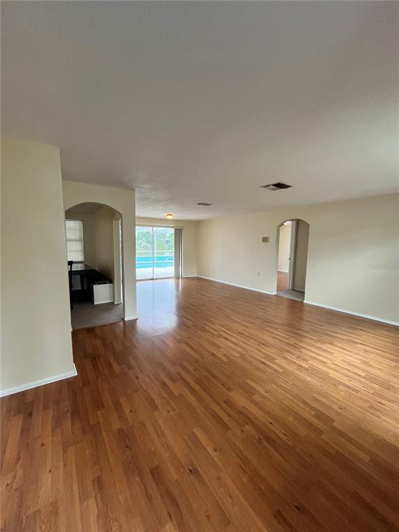 Building Photo - 7403 Populus Dr
