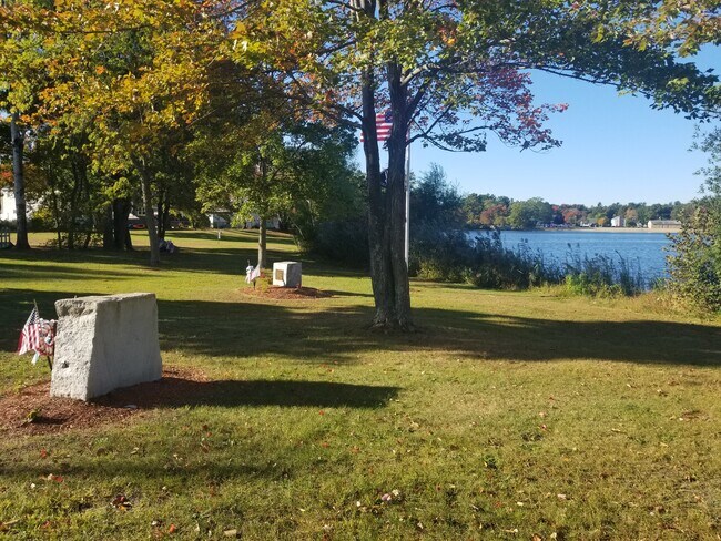 Building Photo - 80 Main St