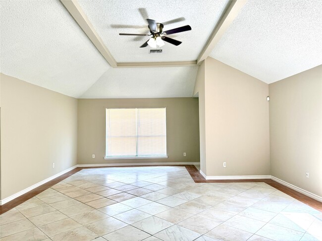 Building Photo - 4122 Baynard Dr