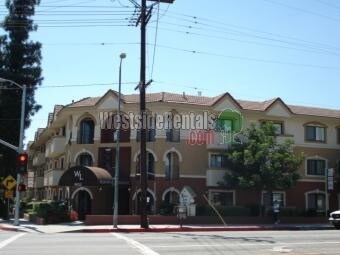 Foto principal - 9933 Woodman Ave