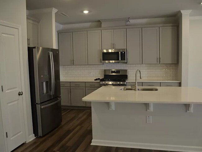 Building Photo - 121 Vanilla Orchid Ln