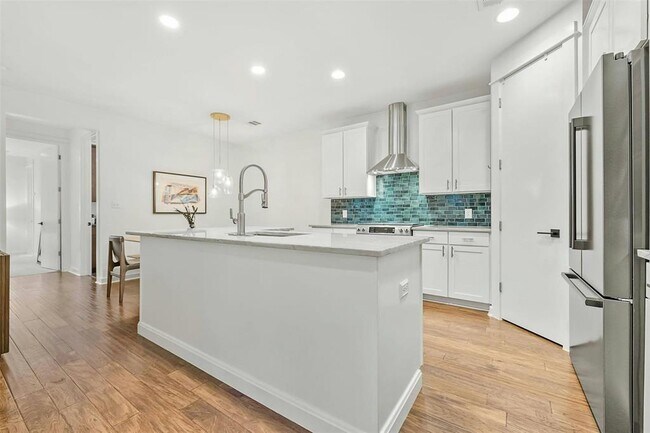Foto del edificio - 3118 Corbin Ln