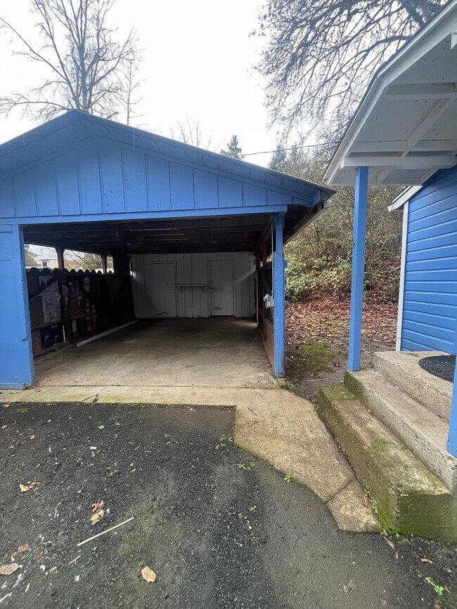 Foto del edificio - 2-Bedroom 1-Bathroom home in Cottage Grove!