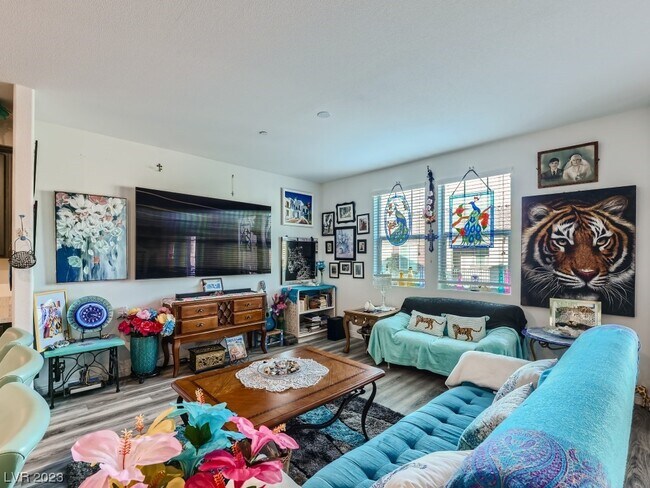 Building Photo - 492 Anthurium Pl