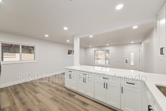 Photo - 1350 Troy St House