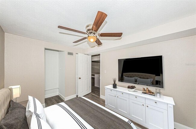 Foto del edificio - 705 3rd Ave NE