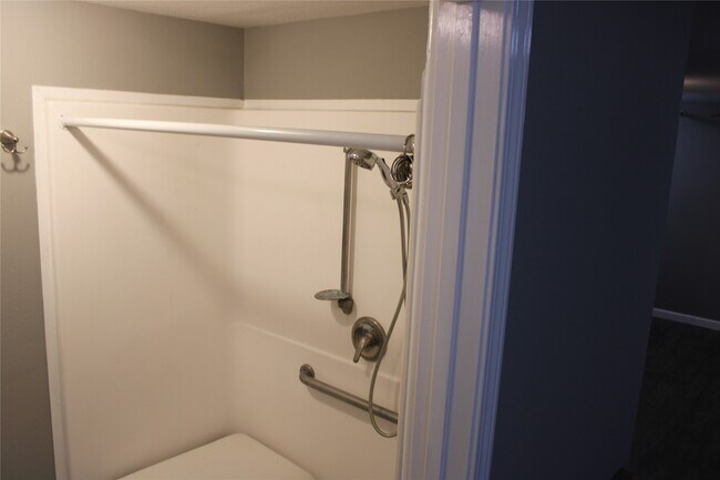 Foto del edificio - 717 7th St