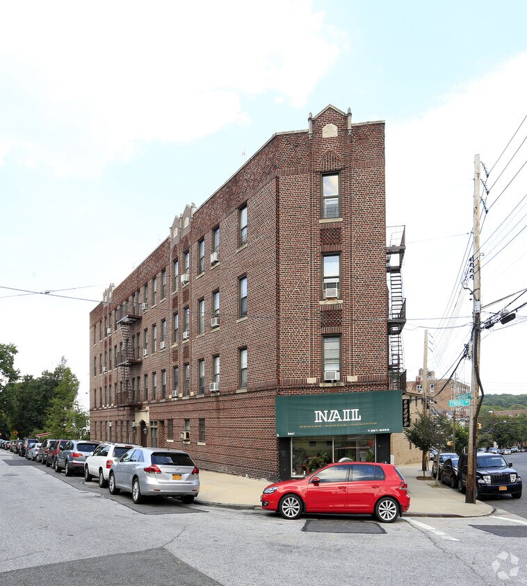 Fotografía del edificio - 5804 Tyndall Ave