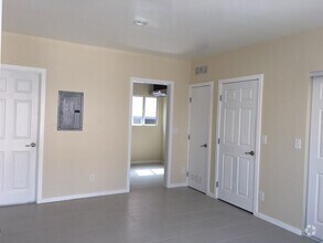 Building Photo - 700 Spaulding Ave
