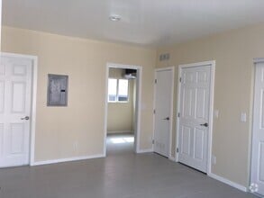 Building Photo - 700 Spaulding Ave