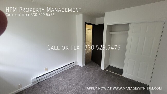 Foto del edificio - 723 E Waterloo Rd
