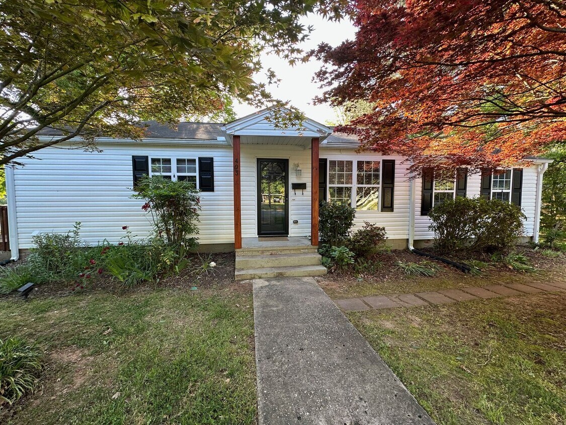 403 N Charles St, Mebane, NC 27302 House Rental in Mebane, NC