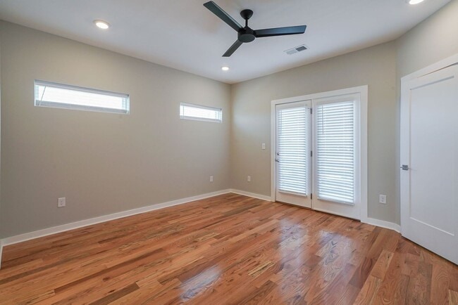 Building Photo - East Nashville Townhome