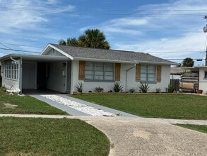 Building Photo - 54 Rivershore Dr