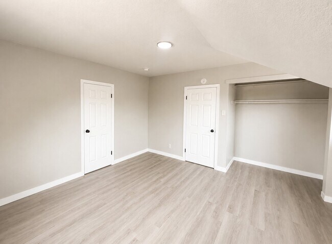 Foto del edificio - 608 Baystate Ave