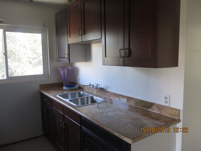 Building Photo - 6177 Montezuma Rd