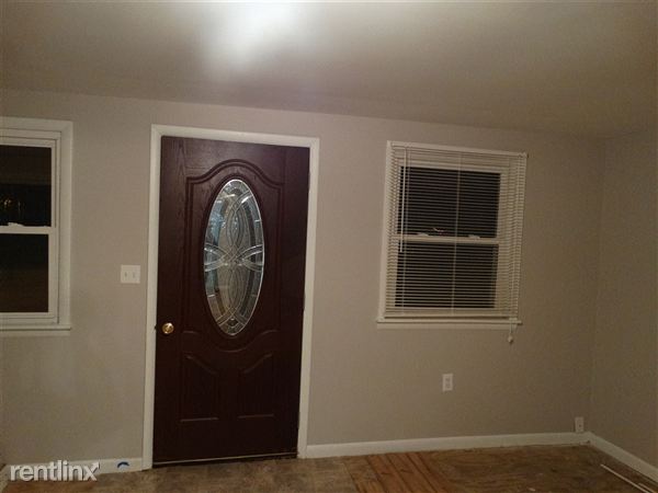 Building Photo - 398 Johnson Ave