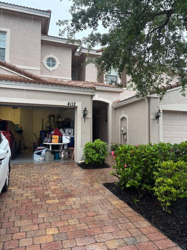 Foto del edificio - 4112 Cherrybrook Loop