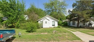 Building Photo - 612 S 9th St