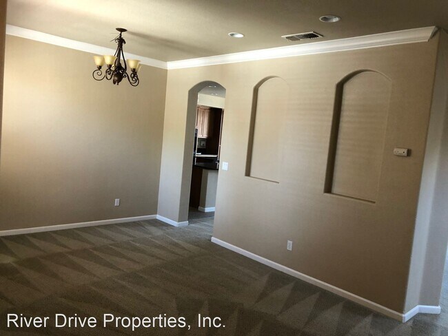 Building Photo - 5 br, 3 bath House - 2379 Gabriel Drive