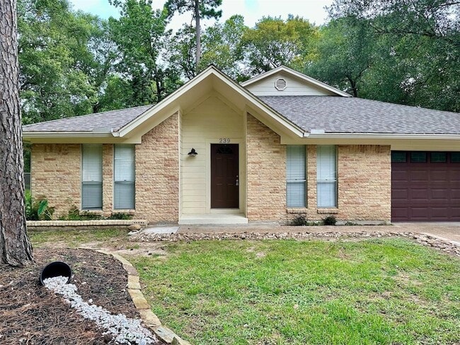 Building Photo - 239 Ridgewood Dr
