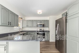 Building Photo - 4902 W Joyce Cir