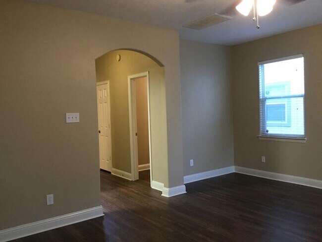 Building Photo - 15310 Lucky Star Dr