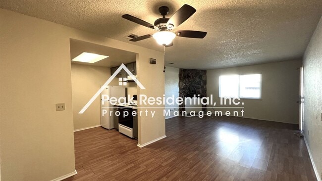 Building Photo - 2 br, 2 bath House - 552 Ron Wy