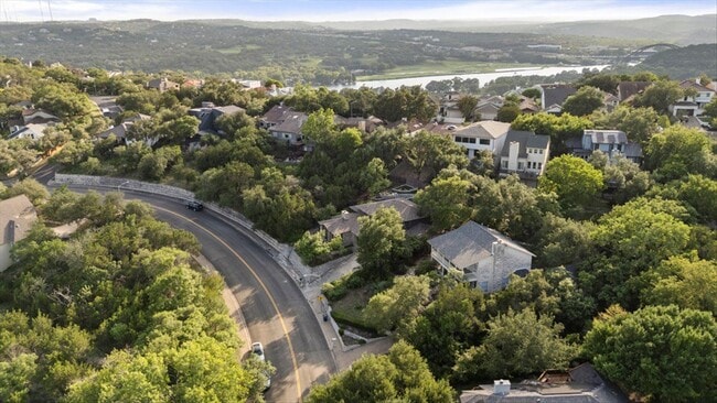Building Photo - 6002 Mt Bonnell Rd