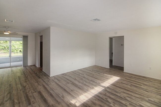 Foto del edificio - Venice East Annual House for Rent
