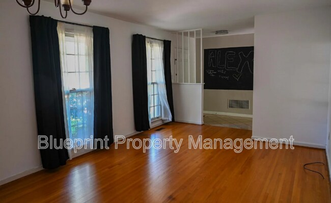 Building Photo - 1316 58th St S