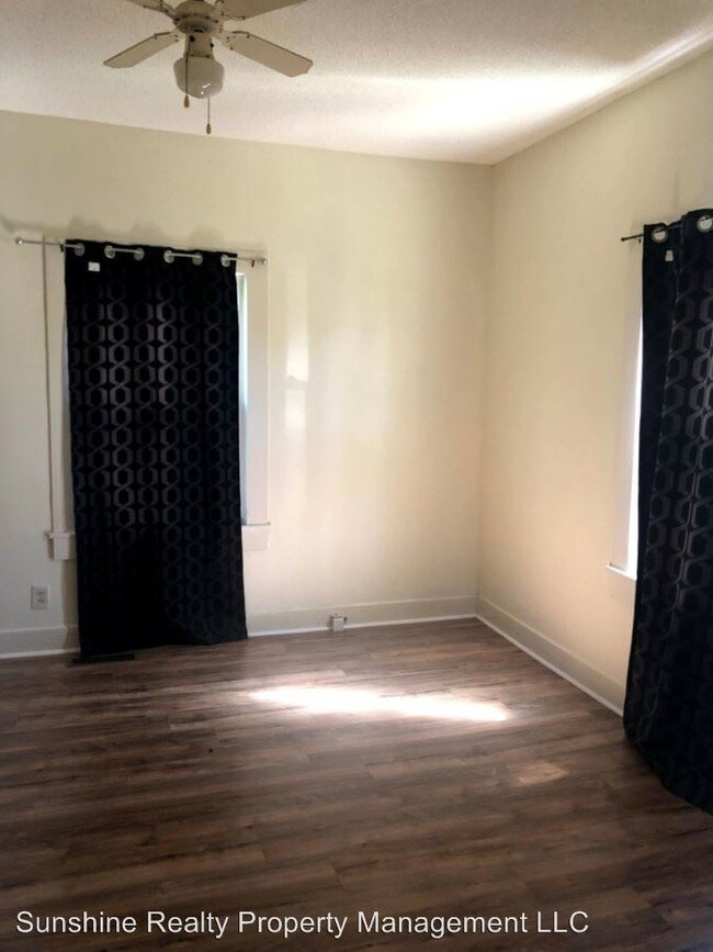 Foto del edificio - 2 br, 1 bath House - 819 S. Beaumont Ave