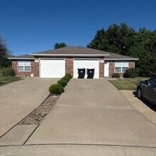 Building Photo - 1104 Kimmy Ln