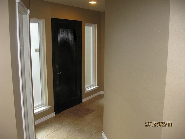 Foto del edificio - 8303 Heaton Hall St