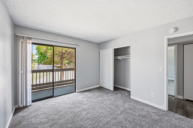 Foto del edificio - 3 Bedroom 2 Bathroom Updated Unit in Robinwood W/Move in Special!