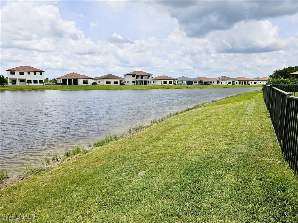 Primary Photo - 5032 Arancia Ln