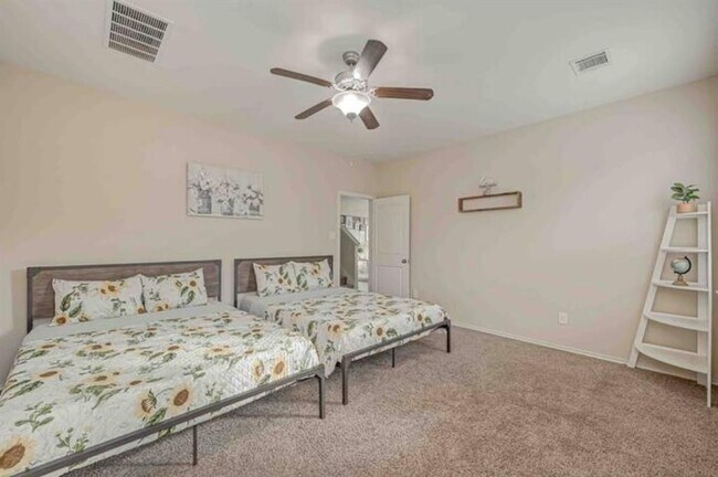 Building Photo - 3630 Goldleaf Trail Dr