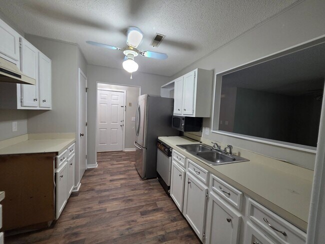 Foto del edificio - 1008 Creekside Wy