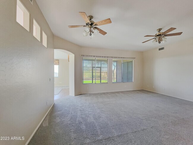 Foto del edificio - 10194 S 186th Ln