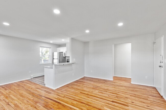 Foto del edificio - Matawan Court Apartments