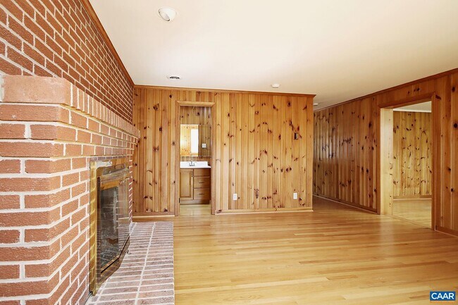 Foto del edificio - 7158 Burnt Mountain Rd