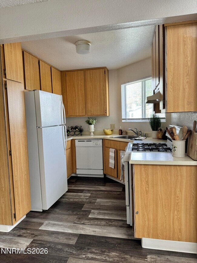 Foto del edificio - 2519 Sunny Slope Dr