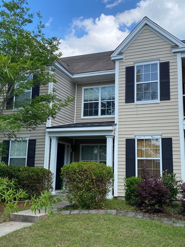 Building Photo - 2 bedroom 2.5 bath Townhome in Godley Park