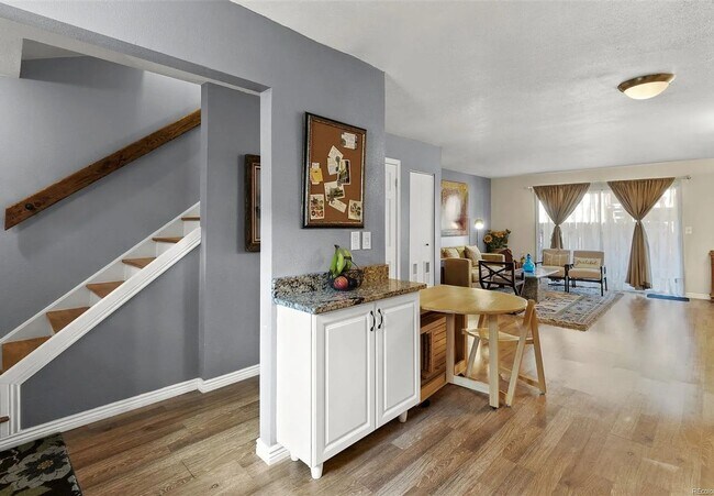 Building Photo - 2-Bedroom / 1-bath Charming Coronado Villa...